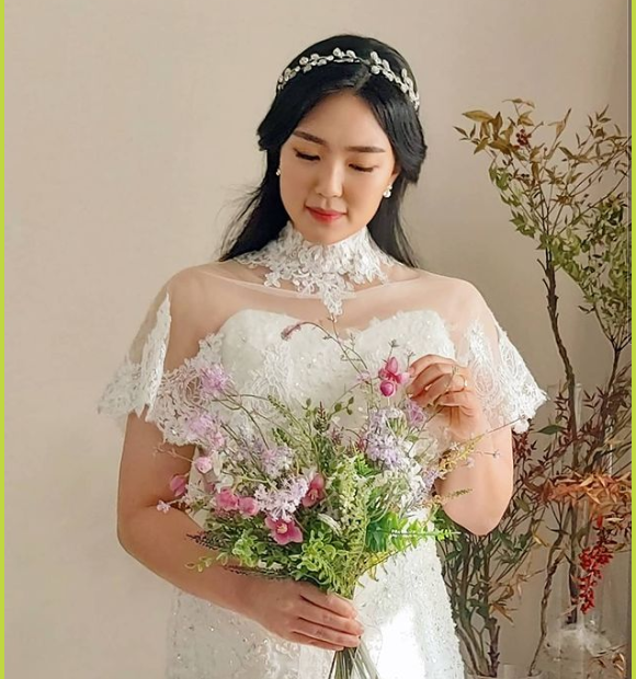 빅사이즈 웨딩드레스 종류 중에서 머메이드 탑드레스 스타일을 소개해 드렸어요
